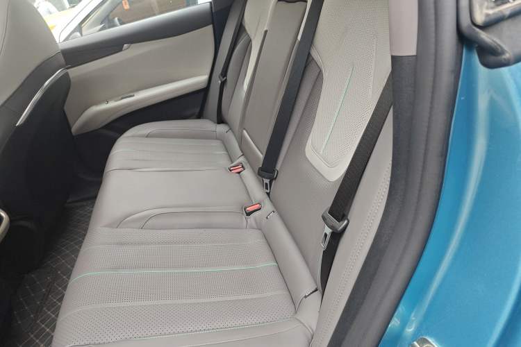 Used Deepal L07 2024 230Max Qiankun Intelligent Driving ADS SE Range-Extended Version Left Rear Seat