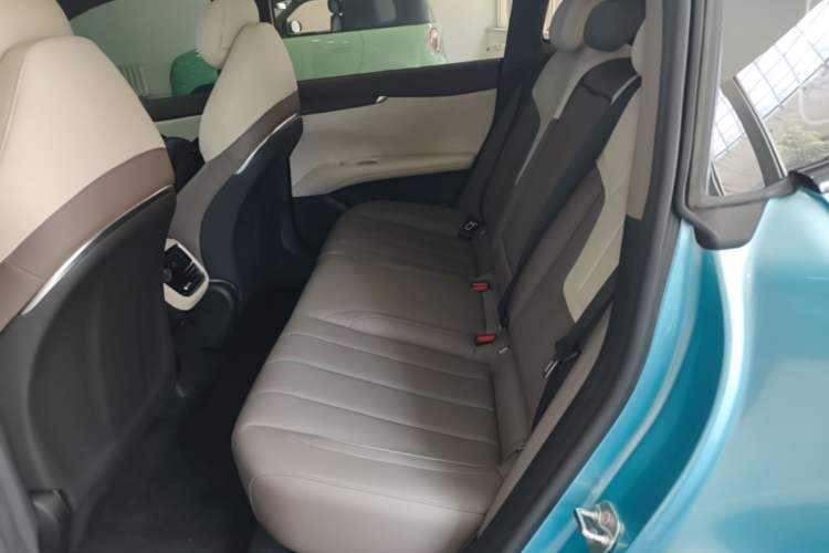 Used Deepal L07 2024 230Max Qiankun Intelligent Driving ADS SE Range-Extended Version Left Rear Seat