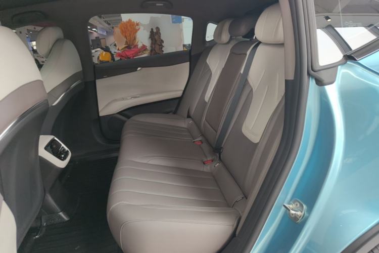 Used Deepal L07 2024 230Max Range-Extended Version Left Rear Seat