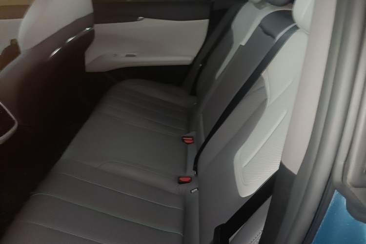 Used Deepal L07 2024 230Max Qiankun Intelligent Driving ADS SE Range-Extended Version Left Rear Seat