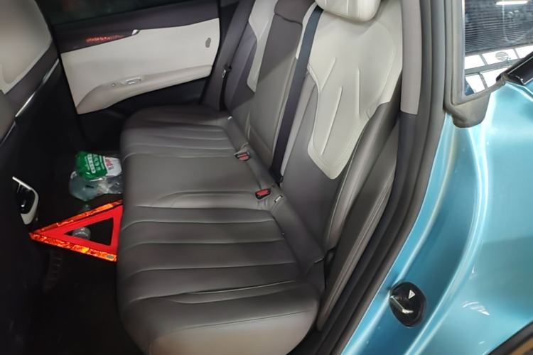 Used Deepal L07 2024 530 Max Qiankun Intelligent Driving ADS SE Pure Electric Version Left Rear Seat