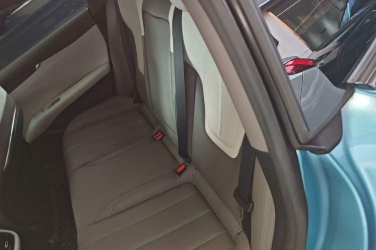 Used Deepal L07 2024 230Max Qiankun Intelligent Driving ADS SE Range-Extended Version Left Rear Seat