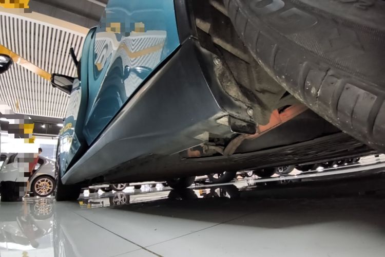 Used Deepal L07 2024 230Max Qiankun Intelligent Driving ADS SE Range-Extended Version Left Side Sill
