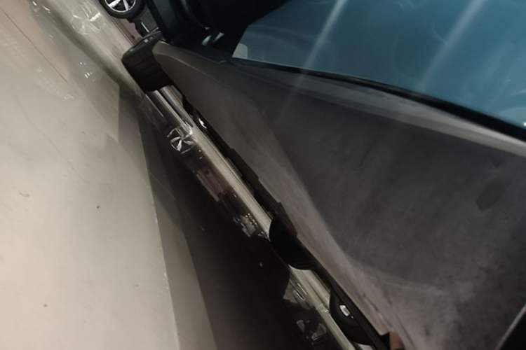 Used Deepal L07 2024 230Max Qiankun Intelligent Driving ADS SE Range-Extended Version Left Side Sill