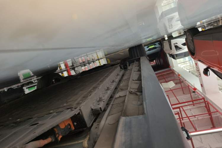 Used Deepal L07 2024 230Max Range-Extended Version Left Side Sill