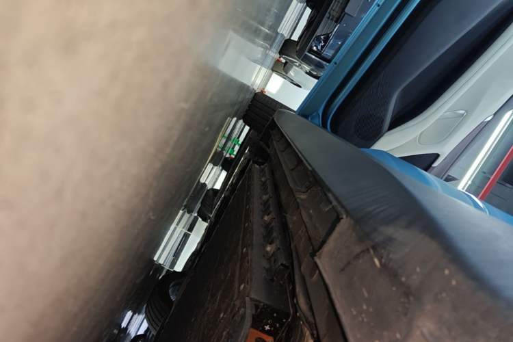 Used Deepal L07 2024 230Max Qiankun Intelligent Driving ADS SE Range-Extended Version Left Side Sill