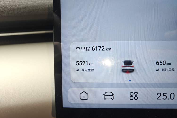 Used Deepal L07 2024 230Max Qiankun Intelligent Driving ADS SE Range-Extended Version Odometer Close Up