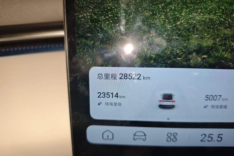 Used Deepal L07 2024 230Max Qiankun Intelligent Driving ADS SE Range-Extended Version Odometer Close Up