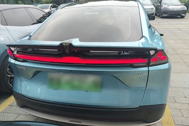 Used Deepal L07 2024 230Max Qiankun Intelligent Driving ADS SE Range-Extended Version Rear