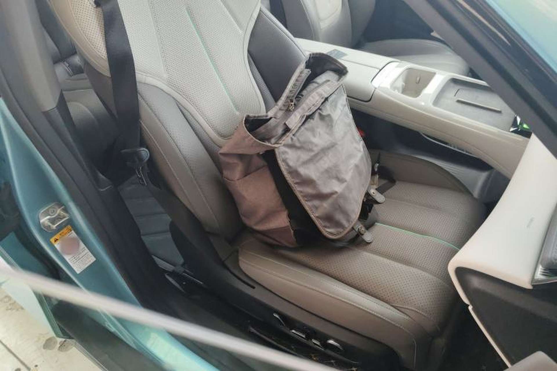 Used Deepal L07 2024 230Max Qiankun Intelligent Driving ADS SE Range-Extended Version Right Front Seat