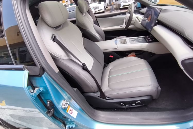 Used Deepal L07 2024 230Max Qiankun Intelligent Driving ADS SE Range-Extended Version Right Front Seat