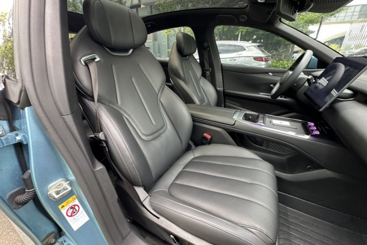 Used Deepal L07 2024 230Max Qiankun Intelligent Driving ADS SE Range-Extended Version Right Front Seat