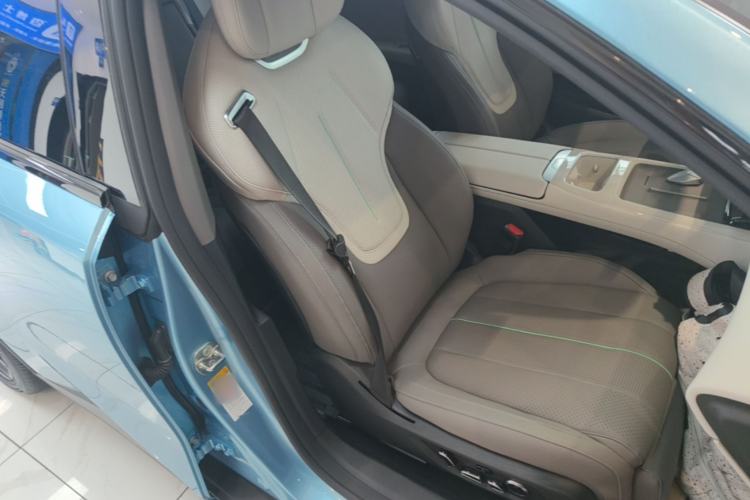 Used Deepal L07 2024 230Max Range-Extended Version Right Front Seat