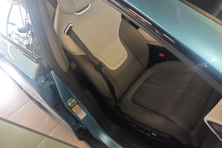 Used Deepal L07 2024 230Max Qiankun Intelligent Driving ADS SE Range-Extended Version Right Front Seat