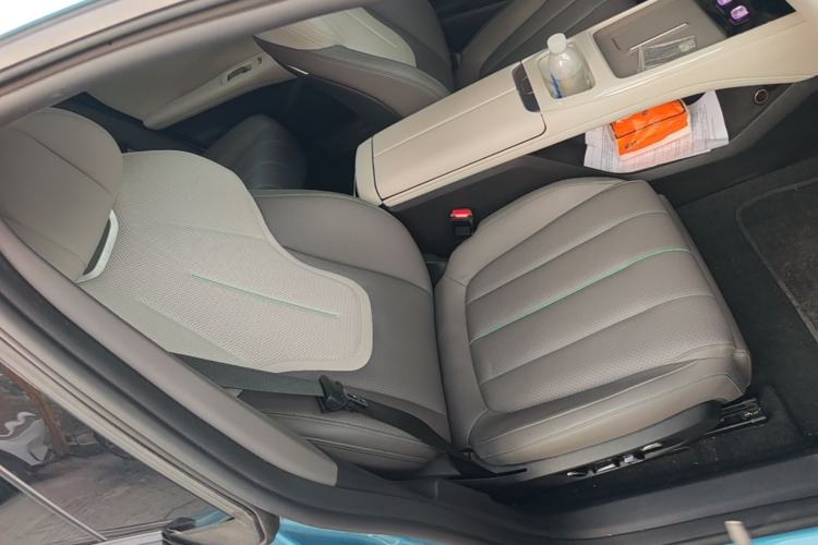 Used Deepal L07 2024 230Max Qiankun Intelligent Driving ADS SE Range-Extended Version Right Front Seat