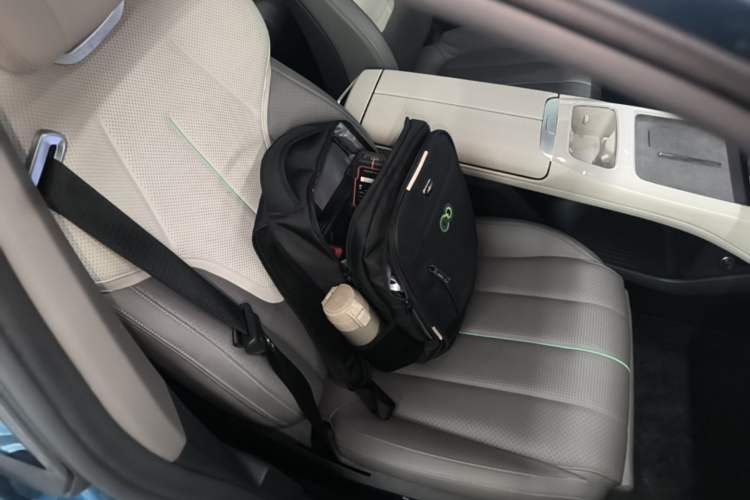 Used Deepal L07 2024 230Max Qiankun Intelligent Driving ADS SE Range-Extended Version Right Front Seat
