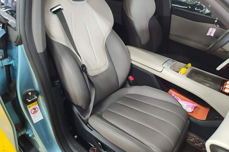 Used Deepal L07 2024 530 Max Qiankun Intelligent Driving ADS SE Pure Electric Version Right Front Seat