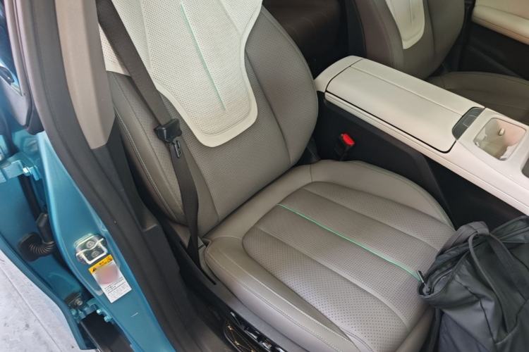 Used Deepal L07 2024 230Max Qiankun Intelligent Driving ADS SE Range-Extended Version Right Front Seat