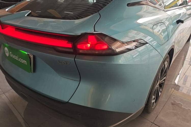 Used Deepal L07 2024 230Max Qiankun Intelligent Driving ADS SE Range-Extended Version Right Rear Taillight