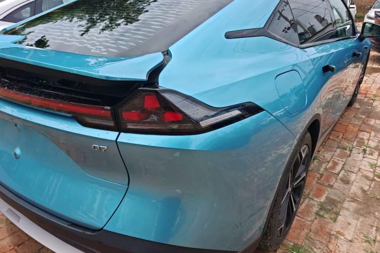 Used Deepal L07 2024 230Max Qiankun Intelligent Driving ADS SE Range-Extended Version Right Rear Taillight