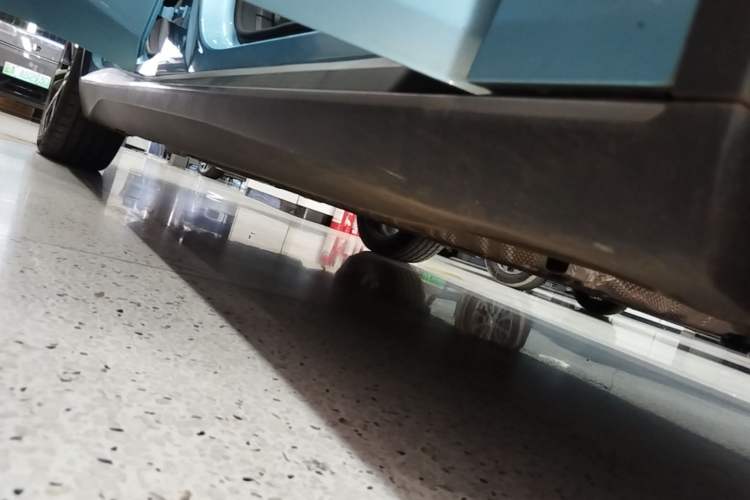 Used Deepal L07 2024 230Max Qiankun Intelligent Driving ADS SE Range-Extended Version Right Side Sill