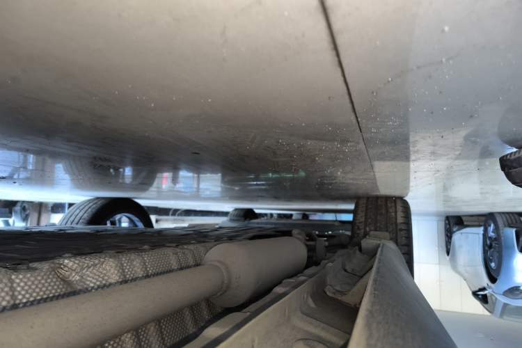 Used Deepal L07 2024 230Max Qiankun Intelligent Driving ADS SE Range-Extended Version Right Side Sill
