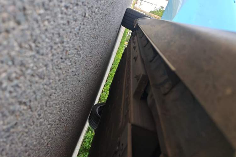 Used Deepal L07 2024 530 Max Qiankun Intelligent Driving ADS SE Pure Electric Version Right Side Sill