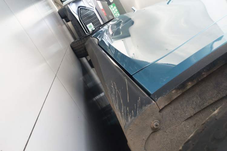 Used Deepal L07 2024 230Max Qiankun Intelligent Driving ADS SE Range-Extended Version Right Side Sill