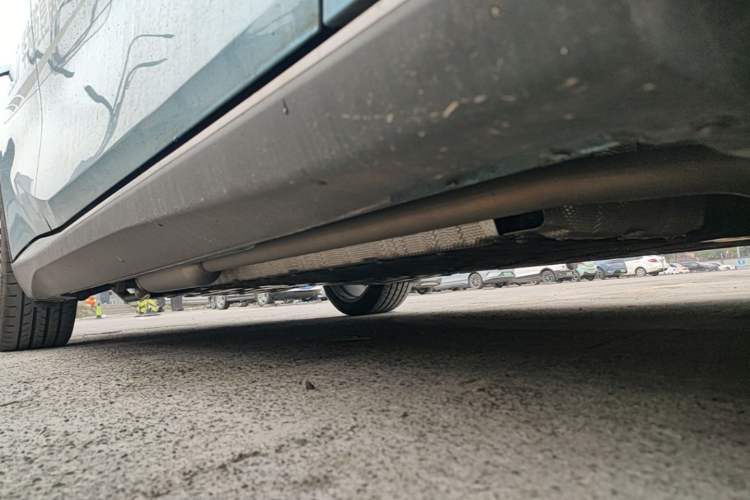 Used Deepal L07 2024 230Max Qiankun Intelligent Driving ADS SE Range-Extended Version Right Side Sill