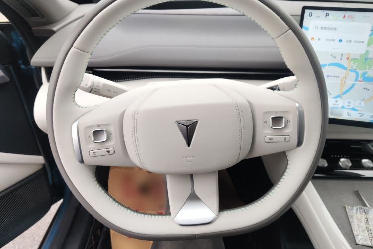 Used Deepal L07 2024 230Max Qiankun Intelligent Driving ADS SE Range-Extended Version Steering Wheel