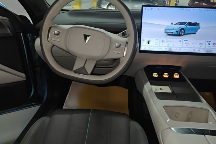 Used Deepal L07 2024 230Max Qiankun Intelligent Driving ADS SE Range-Extended Version Steering Wheel