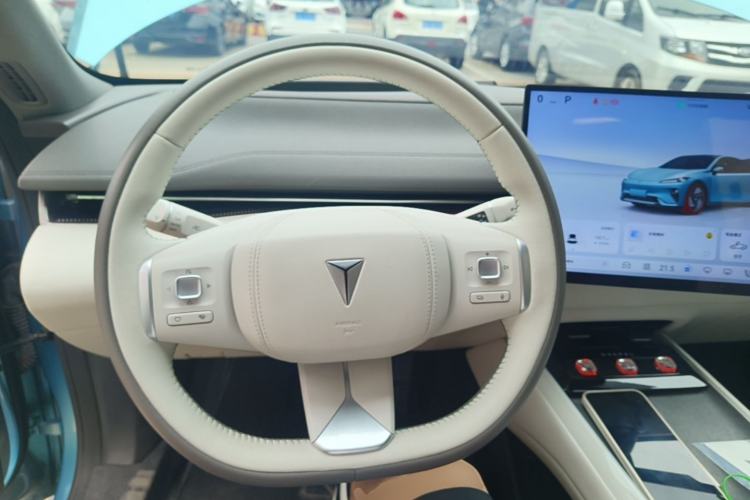 Used Deepal L07 2024 230Max Qiankun Intelligent Driving ADS SE Range-Extended Version Steering Wheel