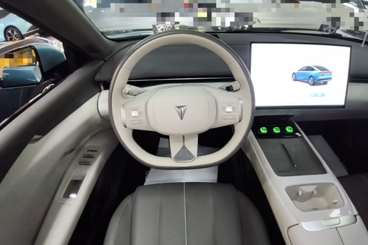 Used Deepal L07 2024 230Max Qiankun Intelligent Driving ADS SE Range-Extended Version Steering Wheel
