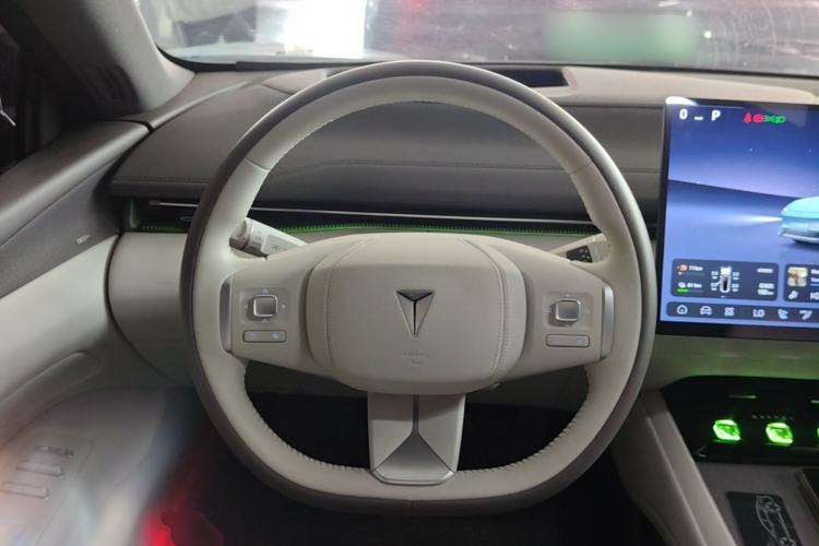 Used Deepal L07 2024 230Max Qiankun Intelligent Driving ADS SE Range-Extended Version Steering Wheel