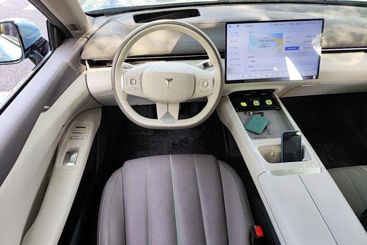 Used Deepal L07 2024 230Max Qiankun Intelligent Driving ADS SE Range-Extended Version Steering Wheel