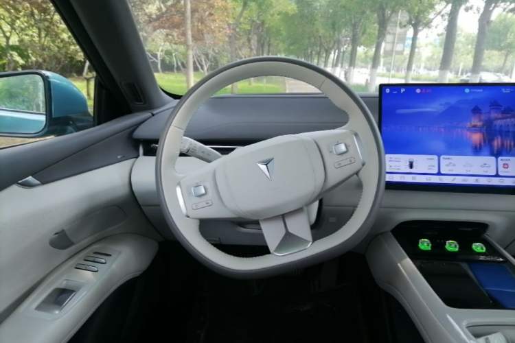 Used Deepal L07 2024 230Max Range-Extended Version Steering Wheel