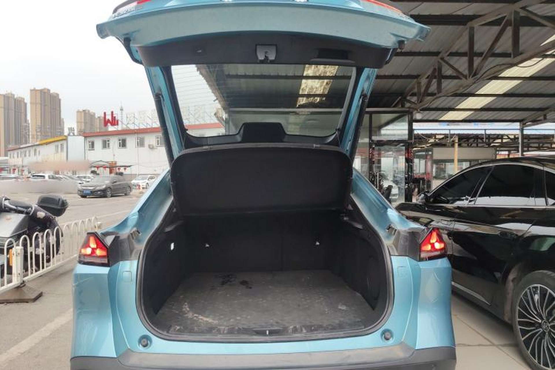 Used Deepal L07 2024 230Max Qiankun Intelligent Driving ADS SE Range-Extended Version Trunk
