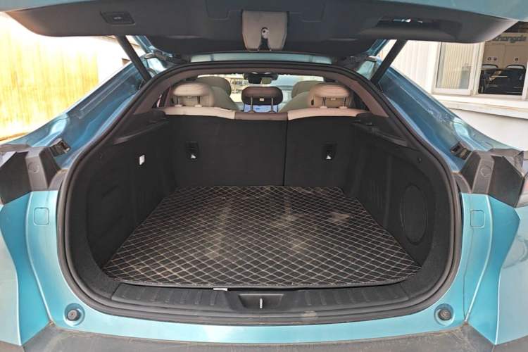 Used Deepal L07 2024 530 Max Qiankun Intelligent Driving ADS SE Pure Electric Version Trunk