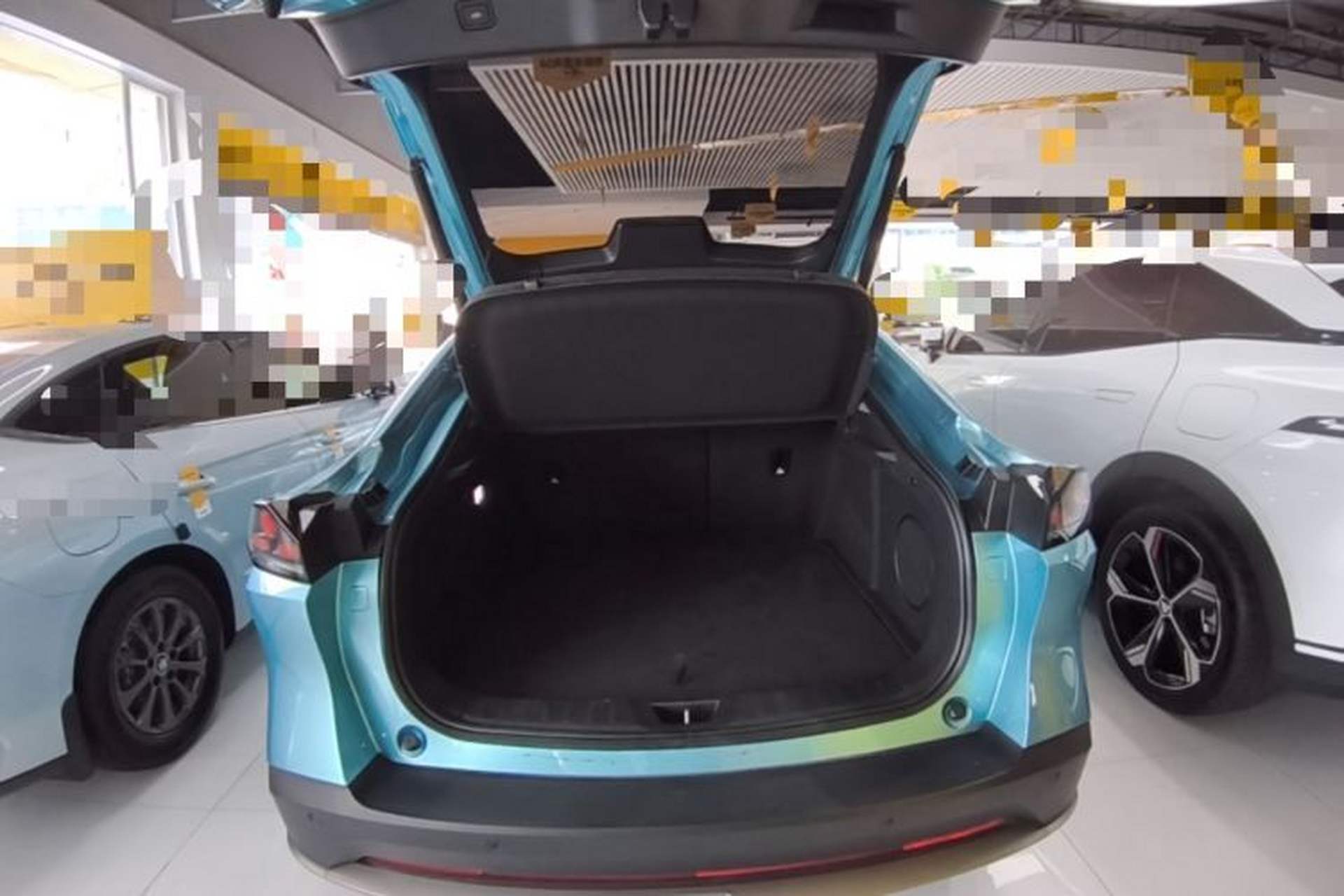 Used Deepal L07 2024 230Max Qiankun Intelligent Driving ADS SE Range-Extended Version Trunk