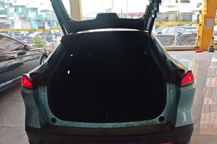 Used Deepal L07 2024 230Max Qiankun Intelligent Driving ADS SE Range-Extended Version Trunk