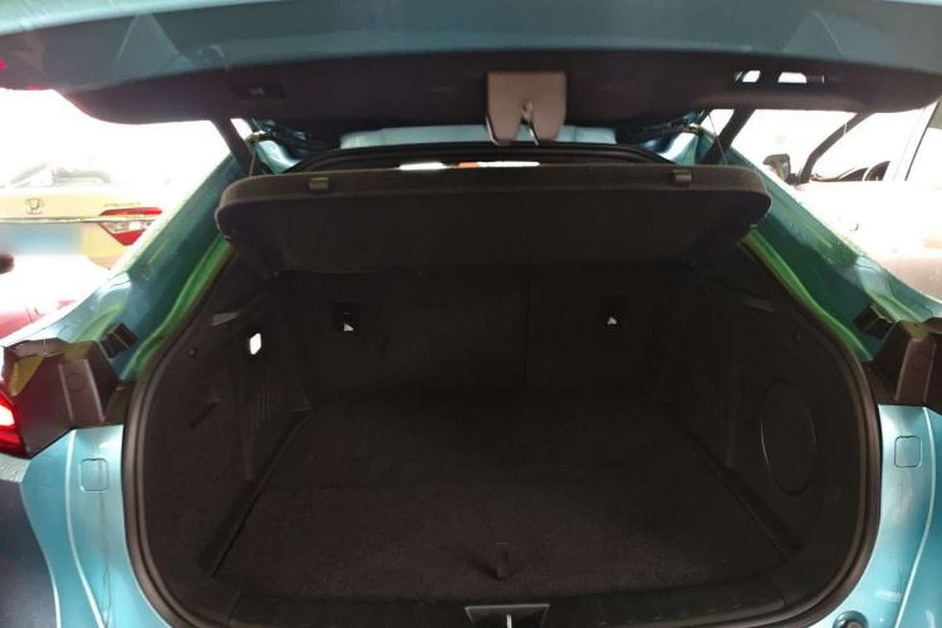 Used Deepal L07 2024 300Max Qiankun Intelligent Driving ADS SE Range-Extended Version Trunk