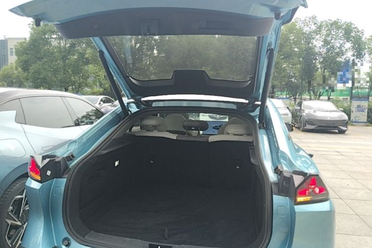 Used Deepal L07 2024 230Max Qiankun Intelligent Driving ADS SE Range-Extended Version Trunk