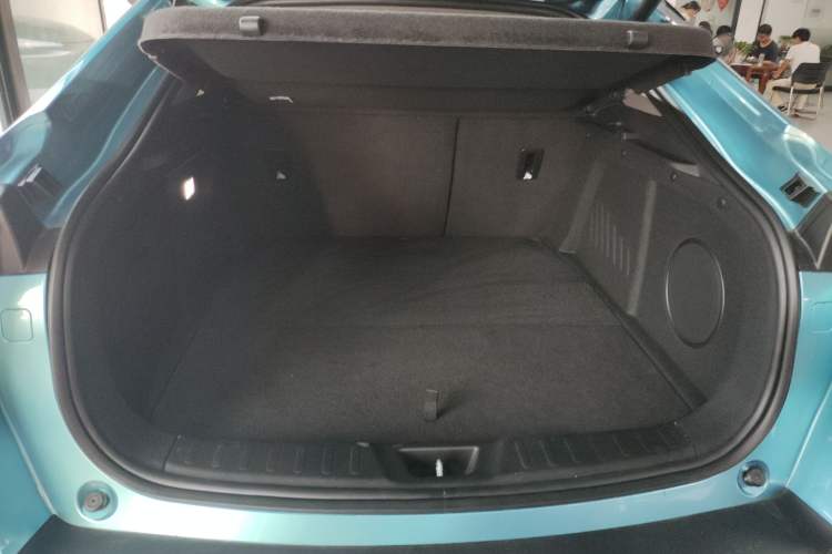 Used Deepal L07 2024 230Max Qiankun Intelligent Driving ADS SE Range-Extended Version Trunk