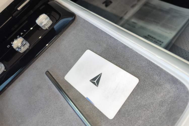 Used Deepal L07 2024 230Max Qiankun Intelligent Driving ADS SE Range-Extended Version Vehicle Key