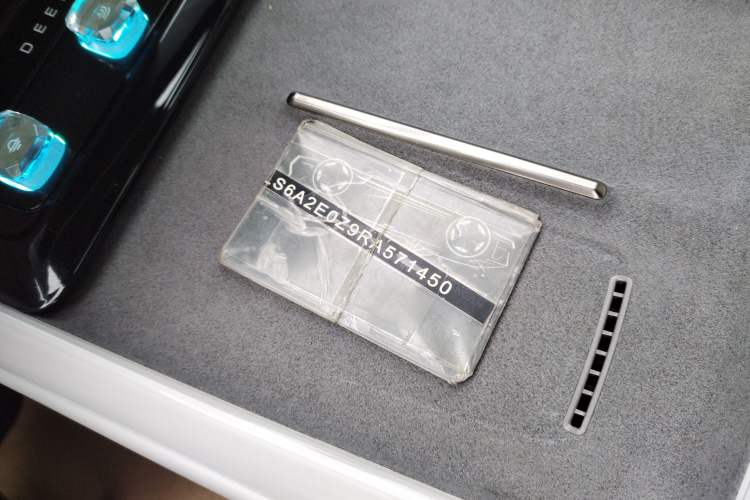 Used Deepal L07 2024 230Max Qiankun Intelligent Driving ADS SE Range-Extended Version Vehicle Key