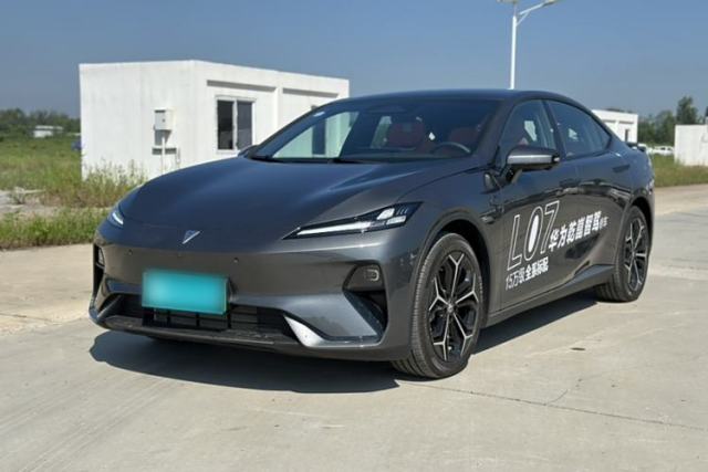 Used Deepal L07 2024 230Max Qiankun Intelligent Driving ADS SE Range-Extended Version
