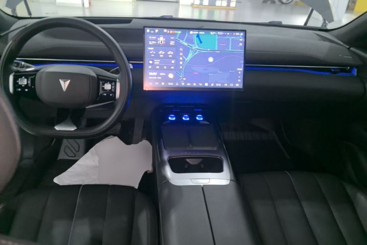 Used Deepal L07 2024 230Max Range-Extended Version Center Console