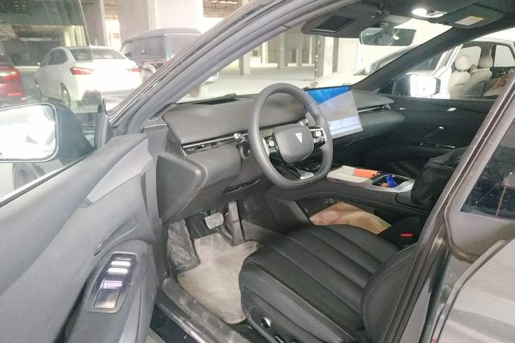 Used Deepal L07 2024 230Max Qiankun Intelligent Driving ADS SE Range-Extended Version Driver Seat