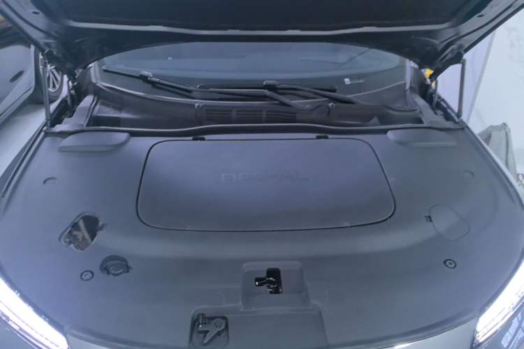 Used Deepal L07 2024 230Max Range-Extended Version Engine Bay