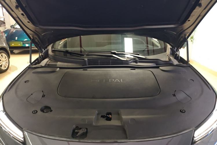 Used Deepal L07 2024 230Max Qiankun Intelligent Driving ADS SE Range-Extended Version Engine Bay